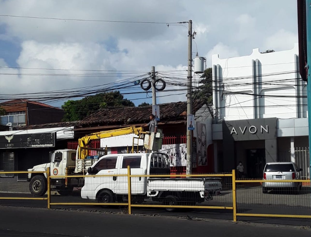 alcaldia-de-arena-en-santa-ana-ordena-retirar-propaganda-de-candidatos-del-partido-nuevas-ideas